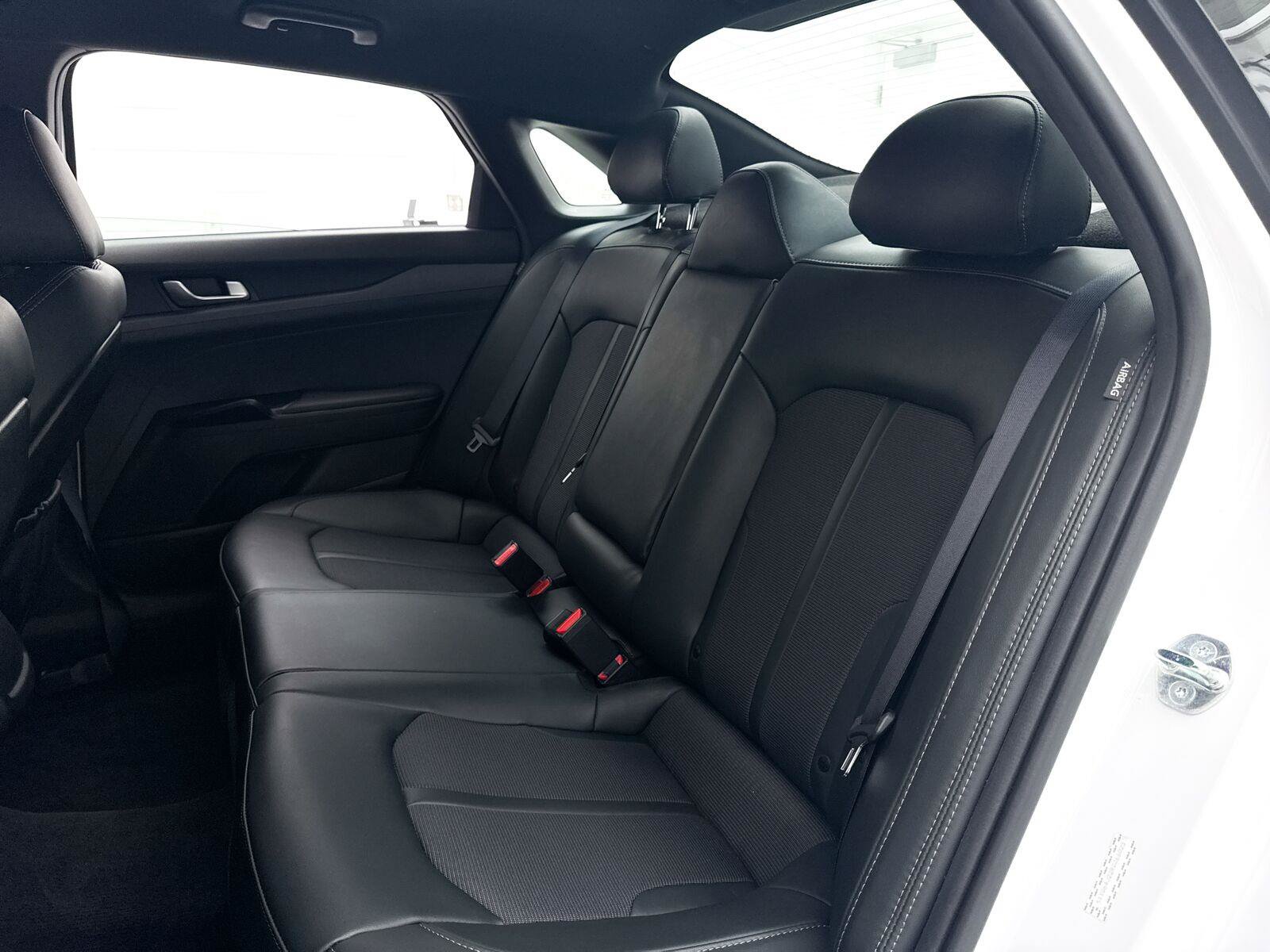 Used 2024 Kia K5 GT-Line w/ GT-Line Premium Package FWD image 32