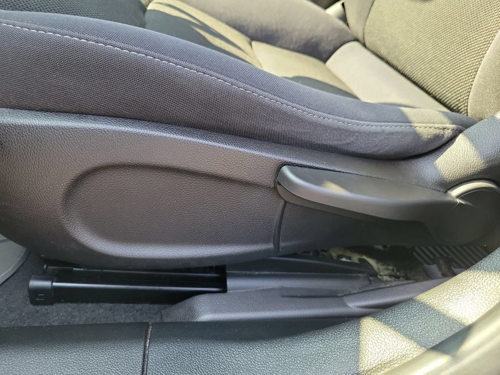 Used 2015 Chevrolet Cruze LT FWD image 20
