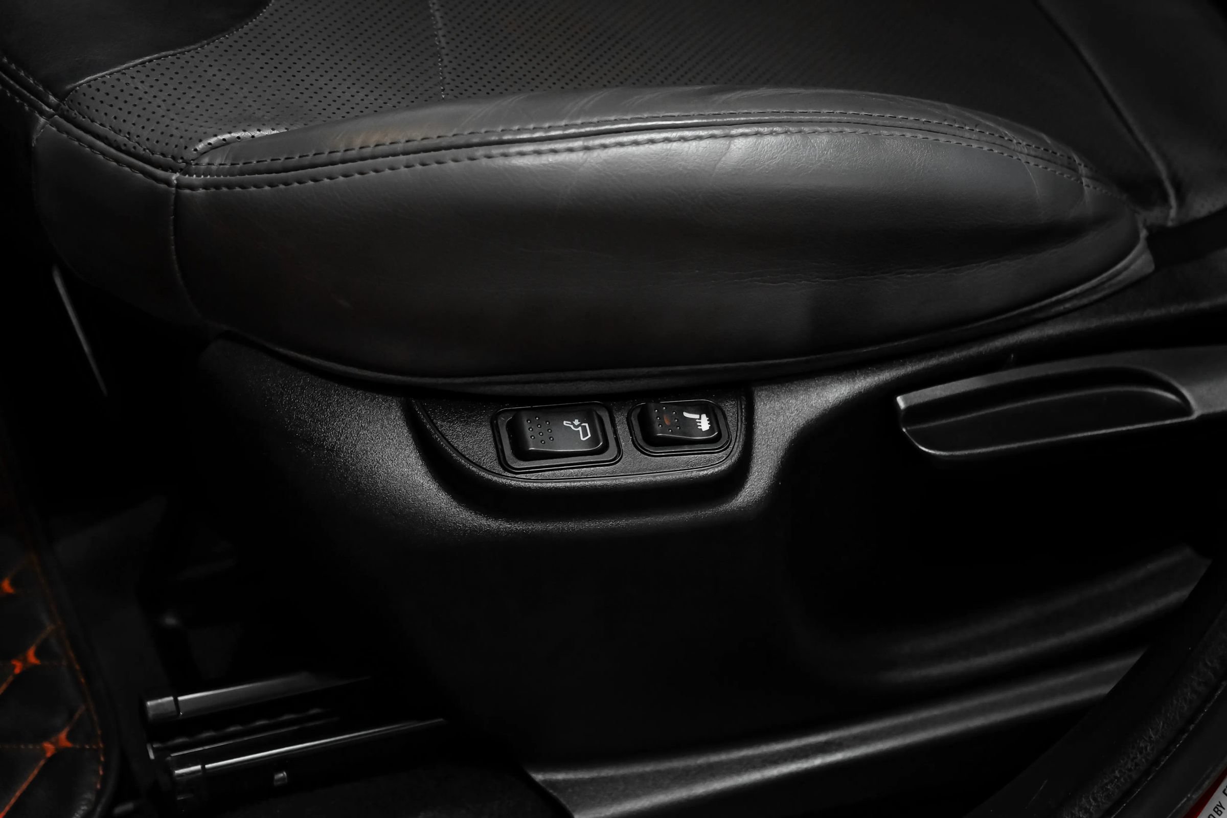 Used 2017 FIAT 500L Lounge w/ Dual-Pane Sunroof Package FWD image 30