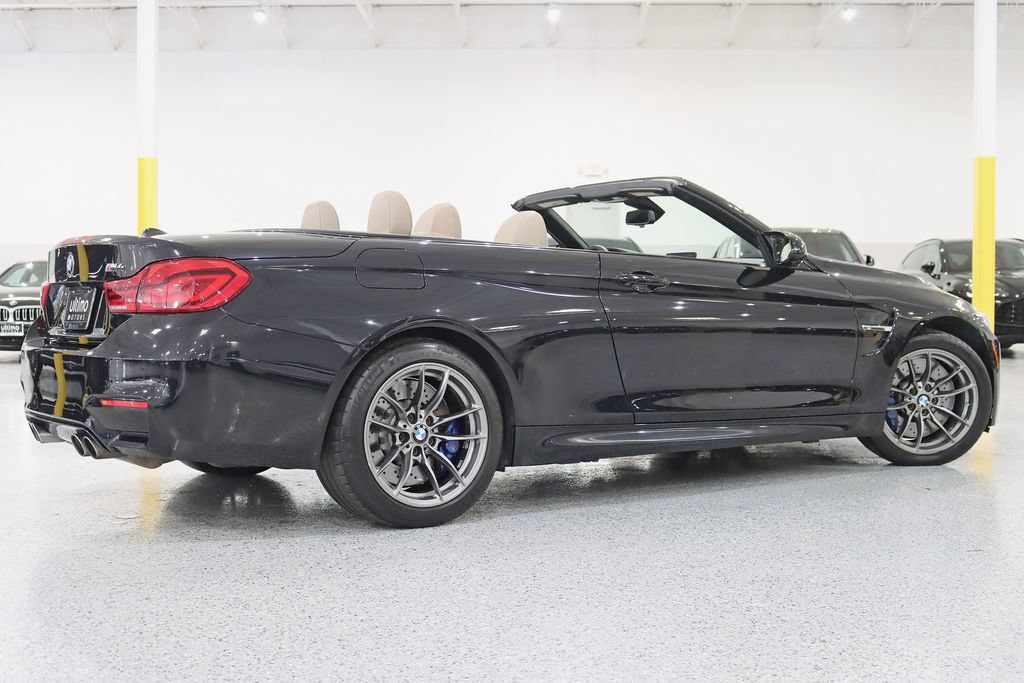 Used 2018 BMW M4 Convertible RWD image 10