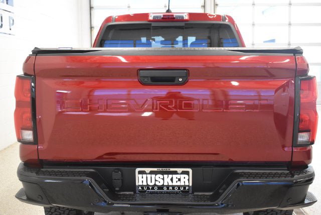 Used 2023 Chevrolet Colorado Z71 w/ Z71 Convenience Package 2 AWD/4WD image 11