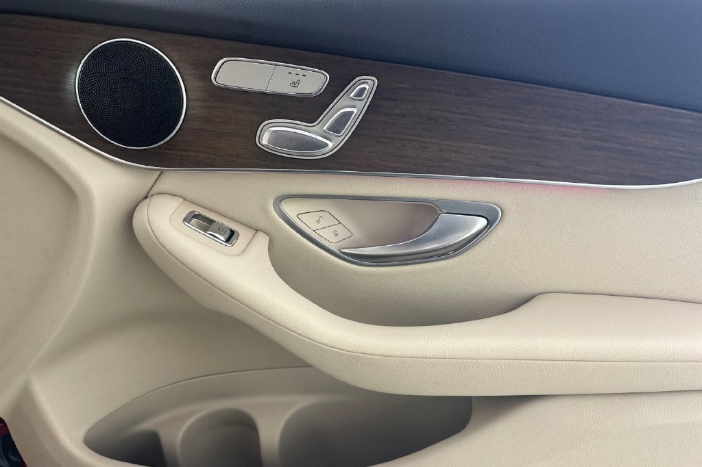 Certified 2022 Mercedes-Benz GLC 300 4MATIC image 21
