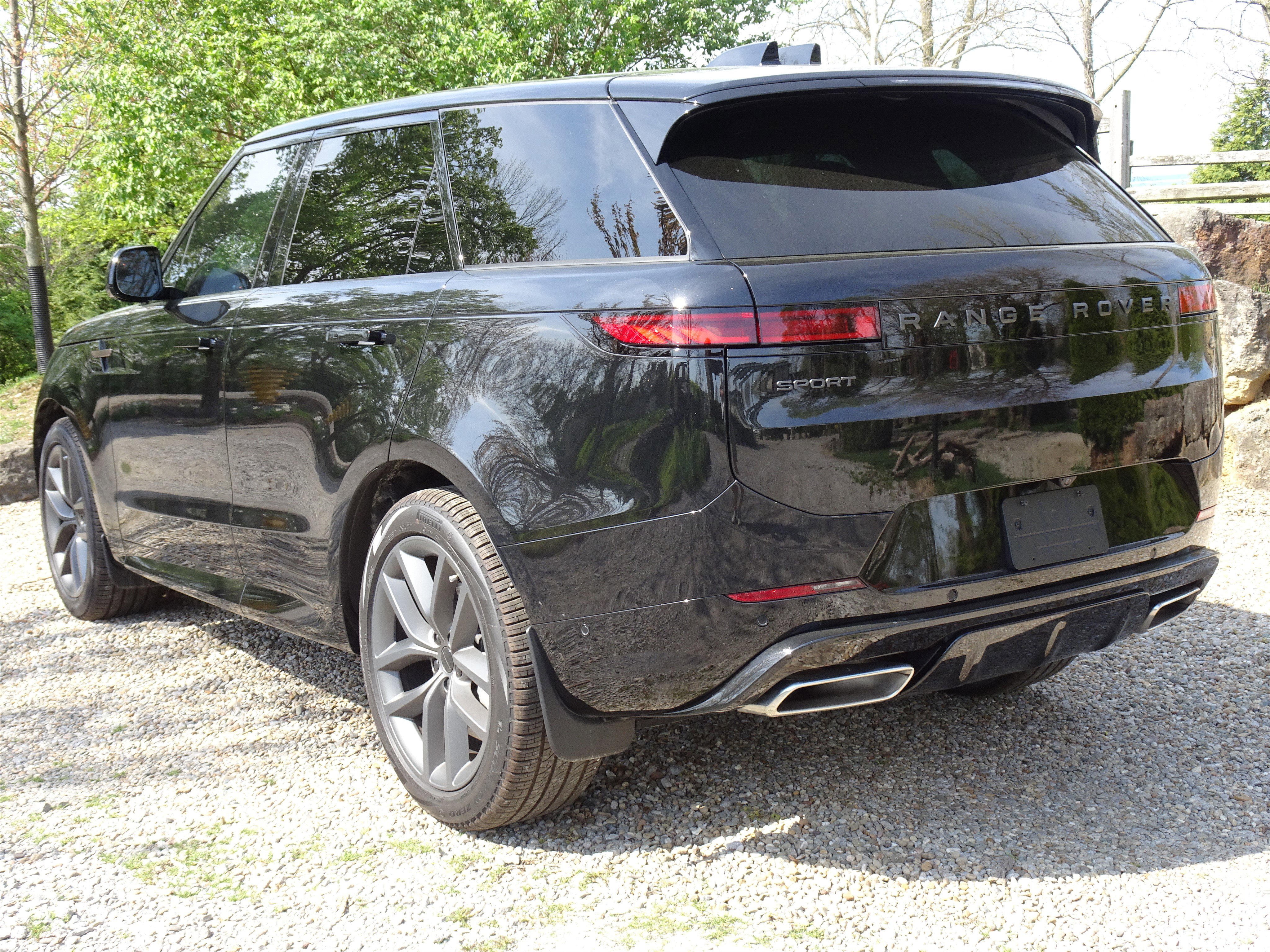 Used 2026 Land Rover Range Rover Sport Dynamic SE image 9