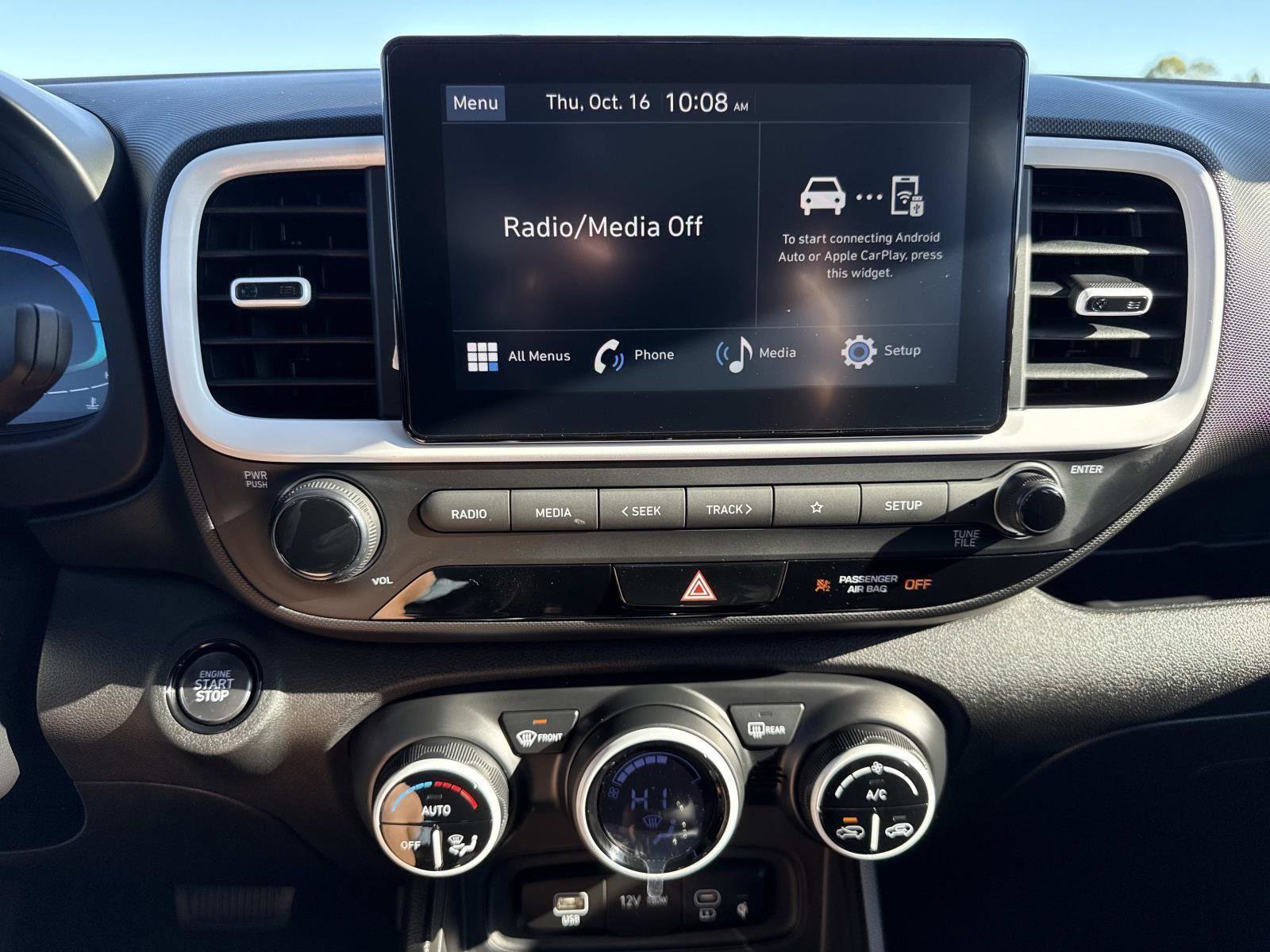 New 2026 Hyundai Venue SEL image 3