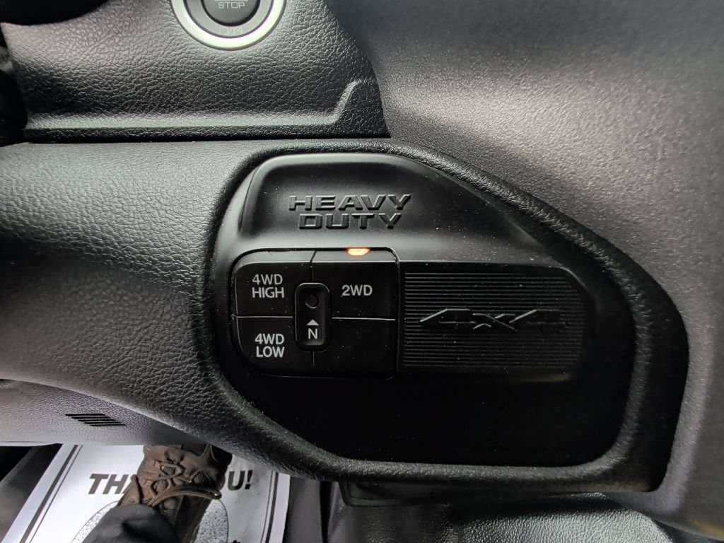 Used 2024 RAM 5500 Tradesman w/ Chrome Appearance Group AWD/4WD image 16
