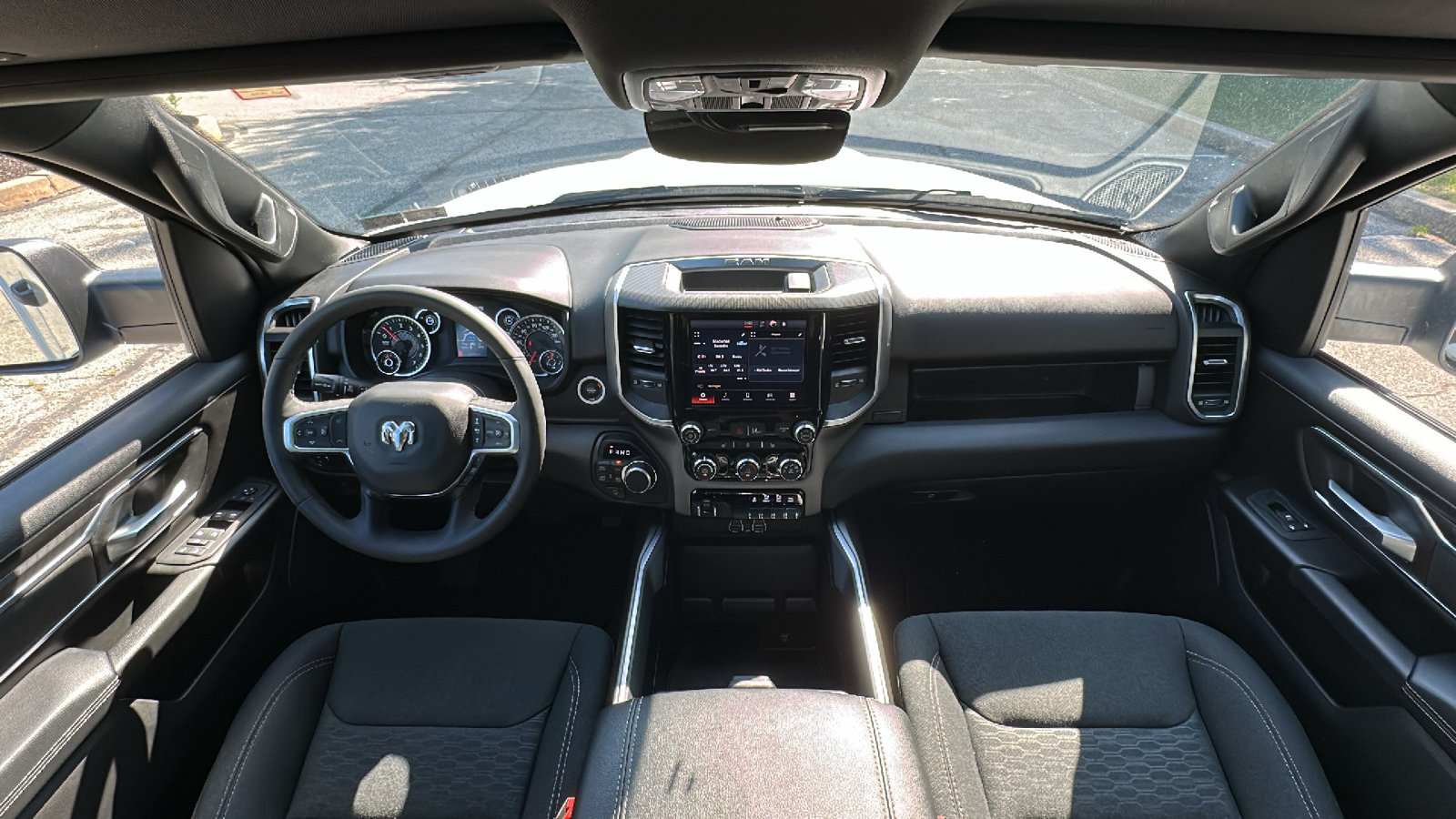 Used 2025 RAM 1500 Big Horn AWD/4WD image 27