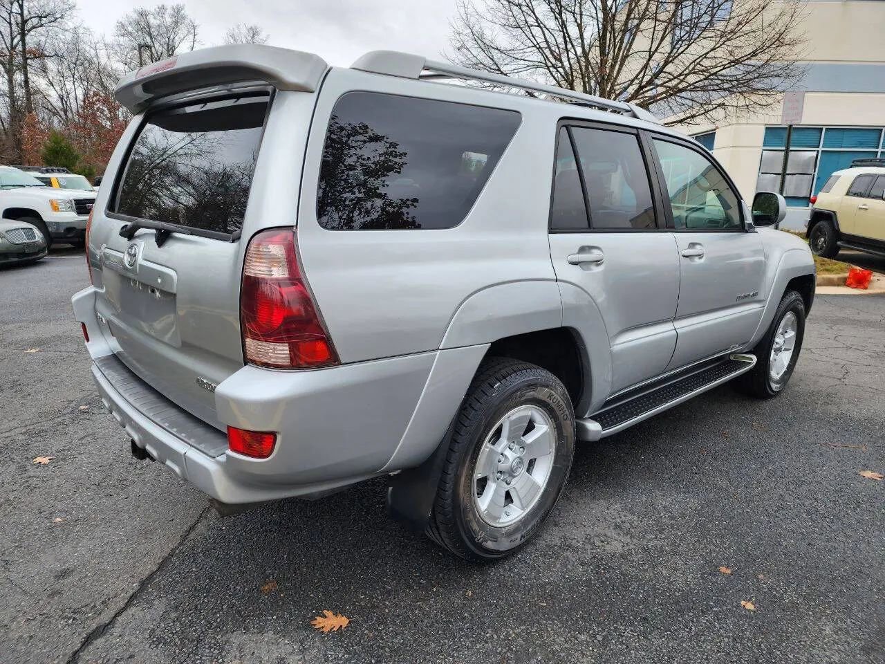 Used 2004 Toyota 4Runner Limited image 9