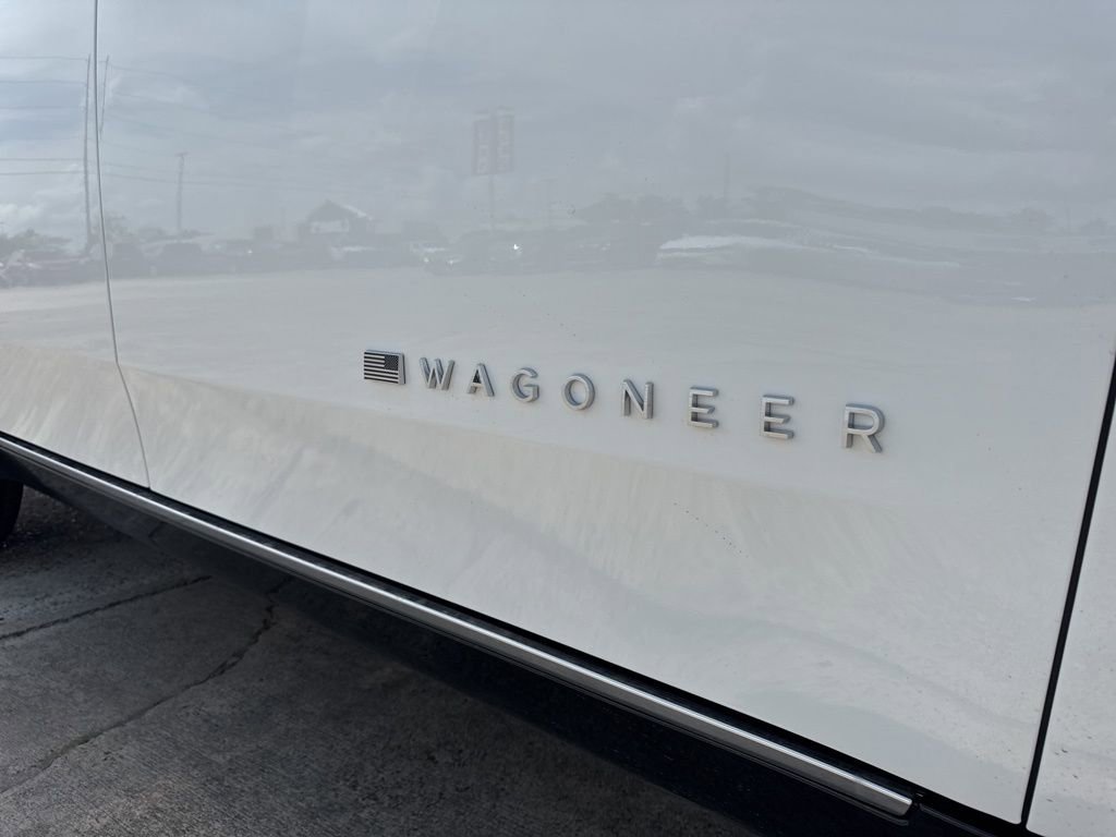 New 2025 Jeep Wagoneer L Series III w/ Premium Group I image 37