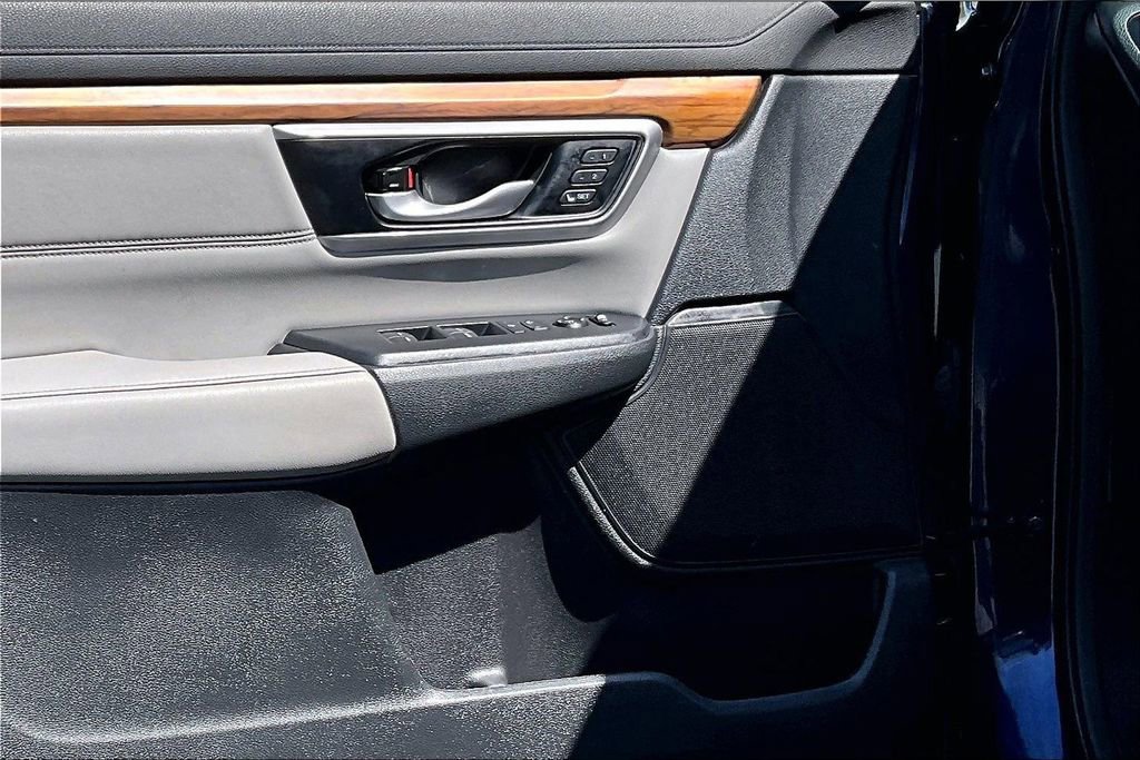 Used 2020 Honda CR-V Touring image 23