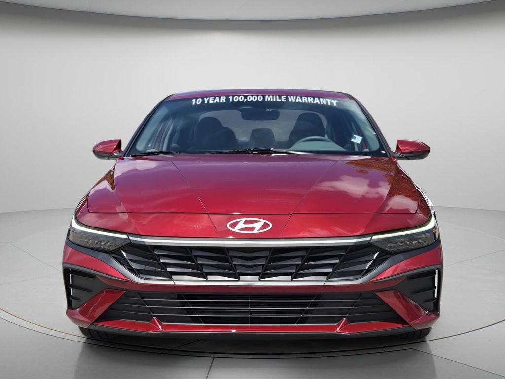 Certified 2024 Hyundai Elantra SEL FWD image 5