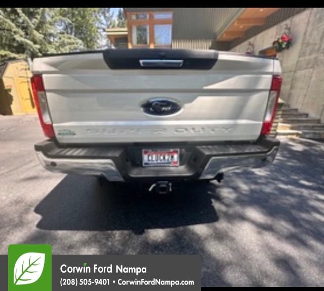 Used 2017 Ford F250 Lariat AWD/4WD image 3