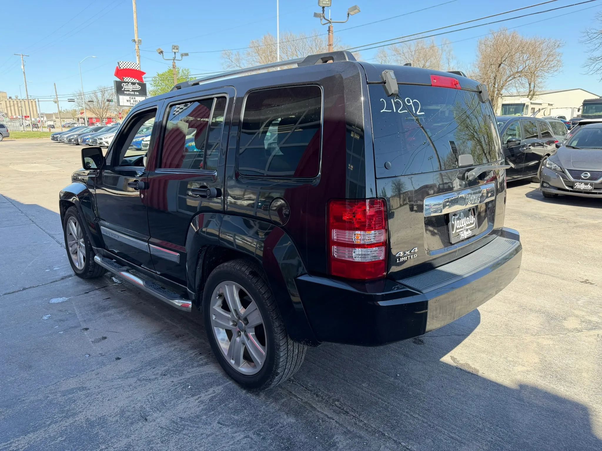 Used 2012 Jeep Liberty Limited Jet AWD/4WD image 5
