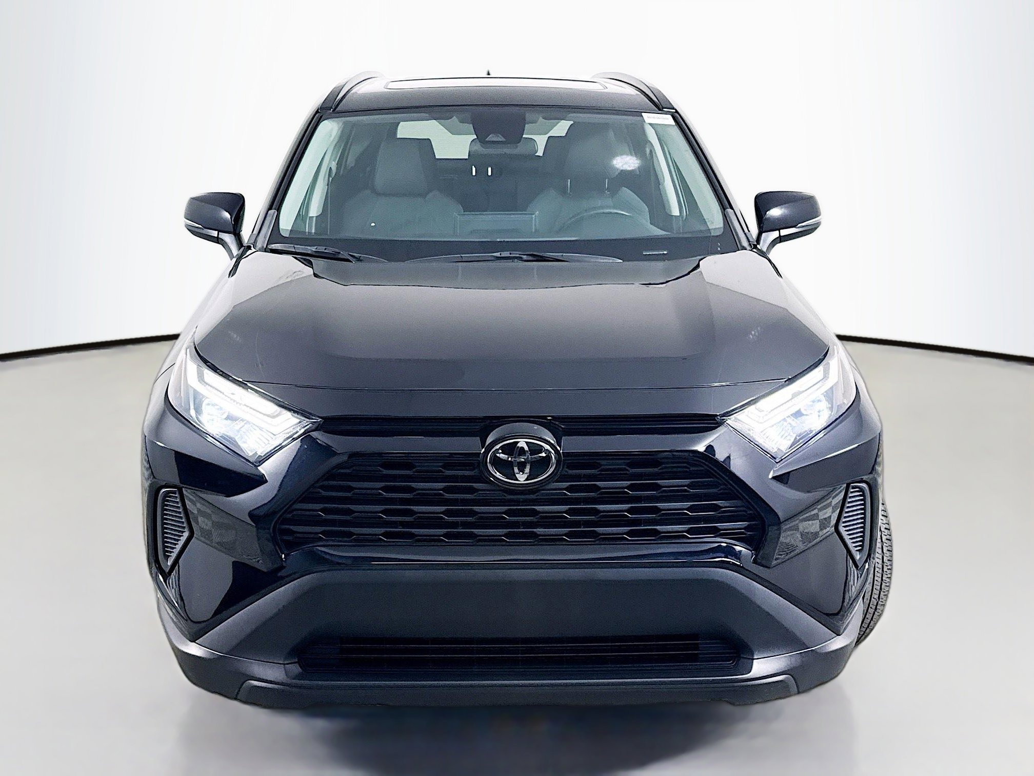 Used 2023 Toyota RAV4 XLE w/ Convenience Package image 2