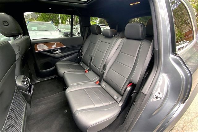 Certified 2025 Mercedes-Benz GLS 450 4MATIC image 17