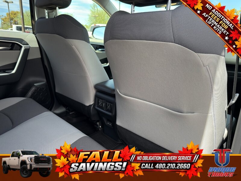 Used 2025 Toyota RAV4 XLE w/ Convenience Package AWD/4WD image 25