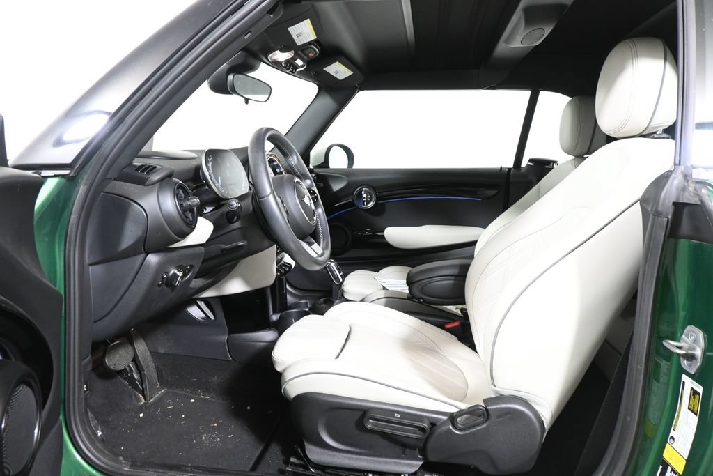 Certified 2023 MINI Cooper S w/ Signature Upholstery Package FWD image 3