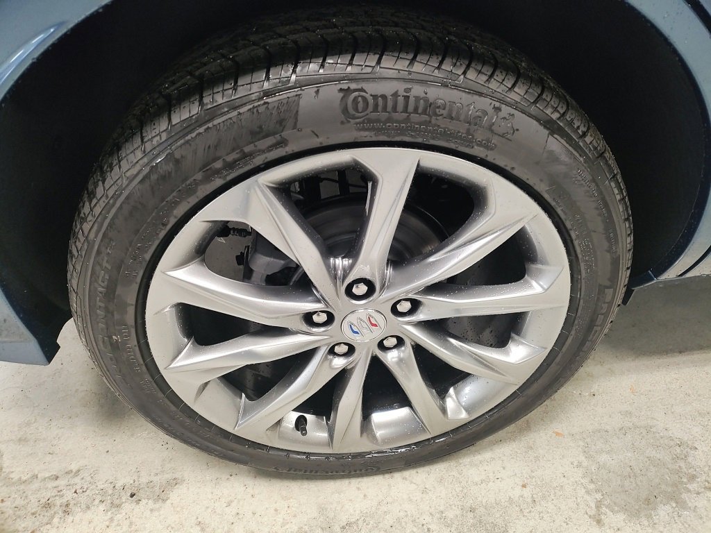 New 2026 Buick Encore GX Avenir w/ Avenir Technology Package image 3