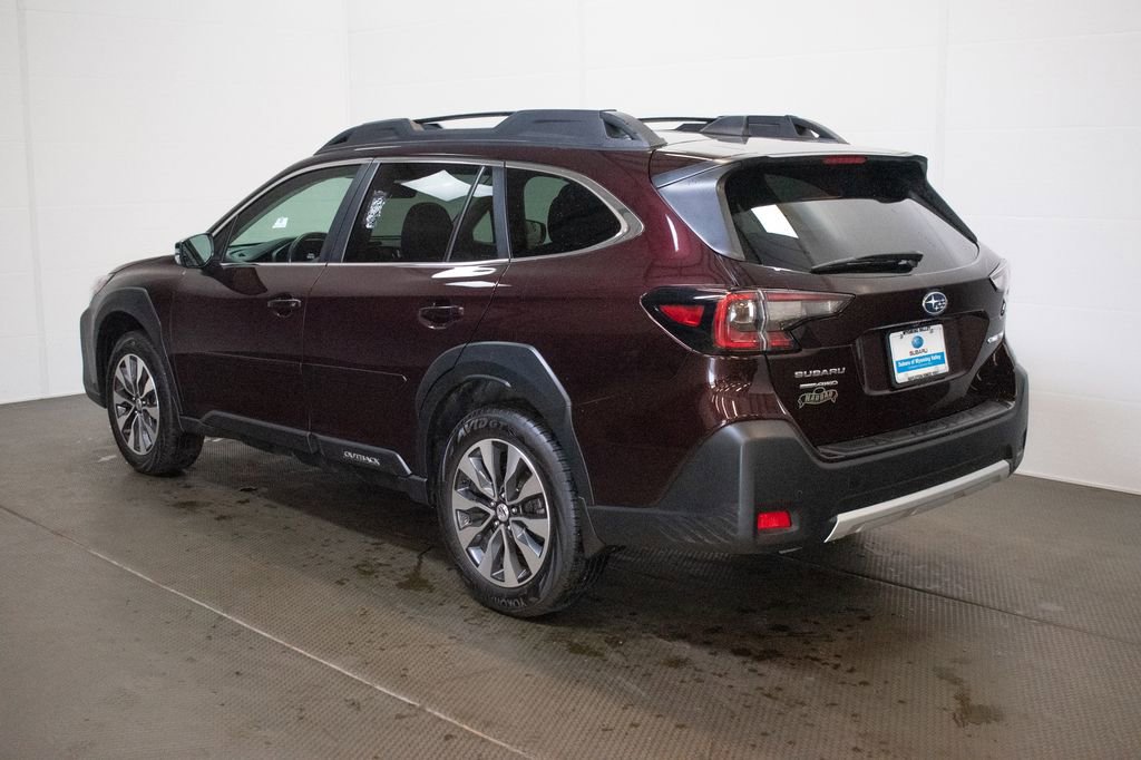Used 2025 Subaru Outback Limited AWD/4WD image 6