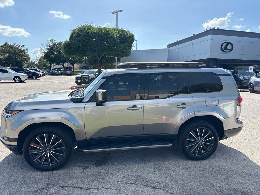 Certified 2024 Lexus GX 550 w/ Accessory Package (Z1) AWD/4WD image 2