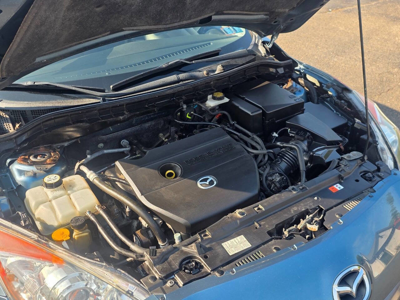 Used 2011 MAZDA MAZDA3 s Sport FWD image 21