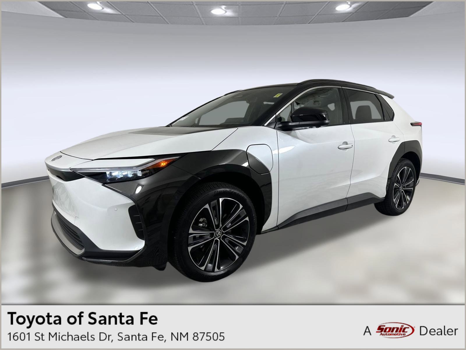 Used 2025 Toyota bZ4X AWD image 1