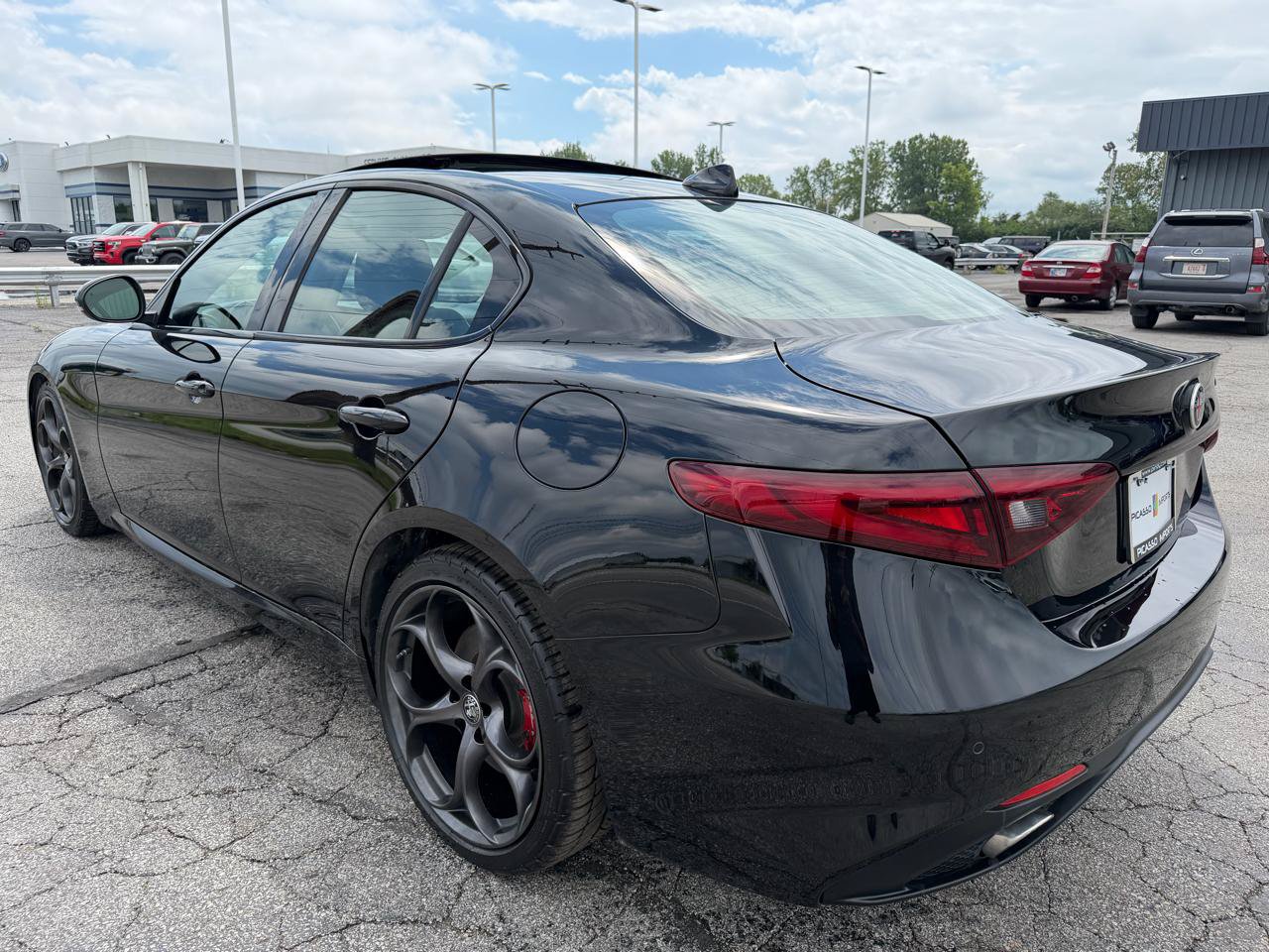 Used 2018 Alfa Romeo Giulia Ti Sport w/ Quick Order Package 22U Sport RWD image 7