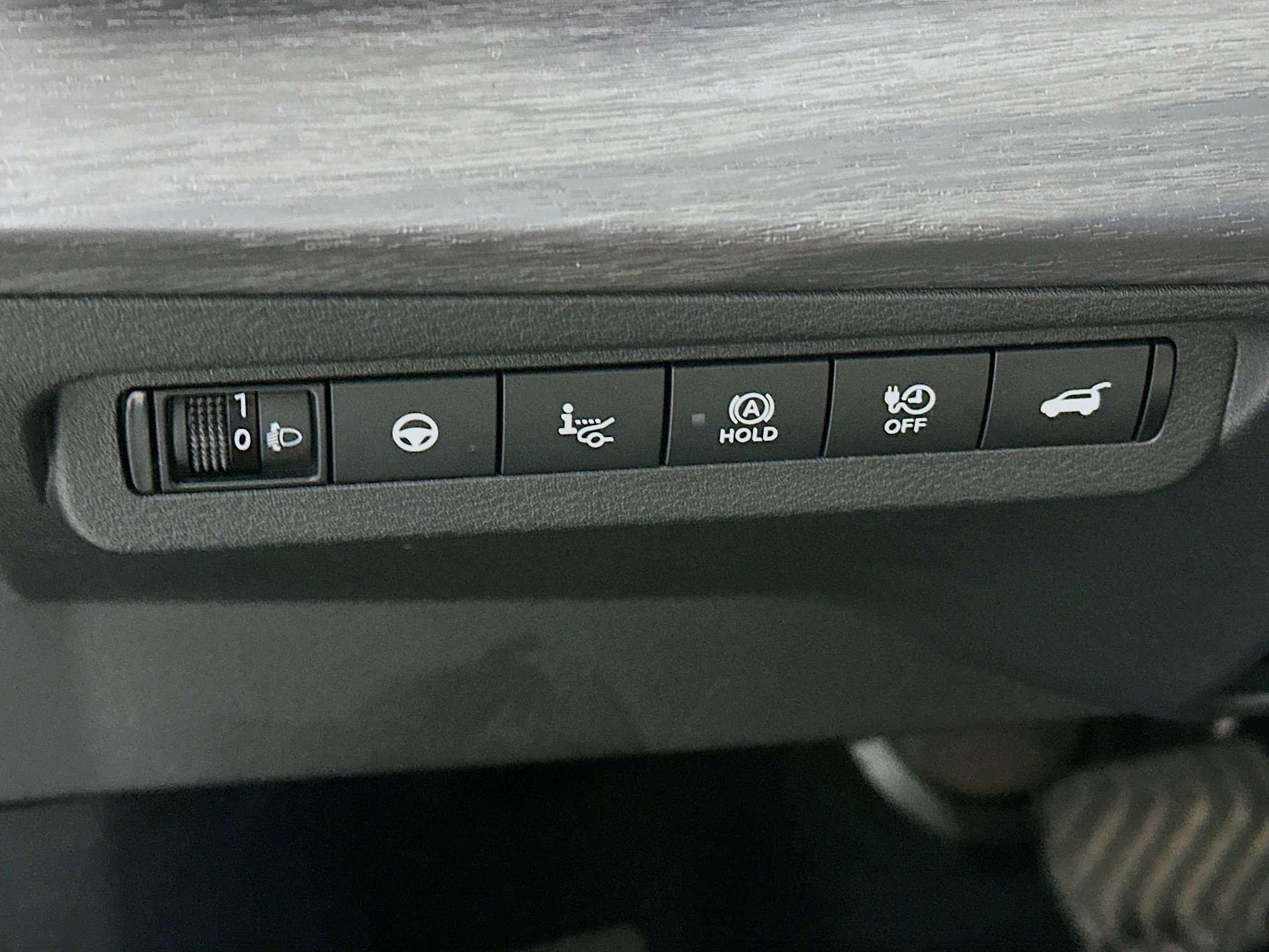 Used 2023 Nissan Ariya FWD image 17