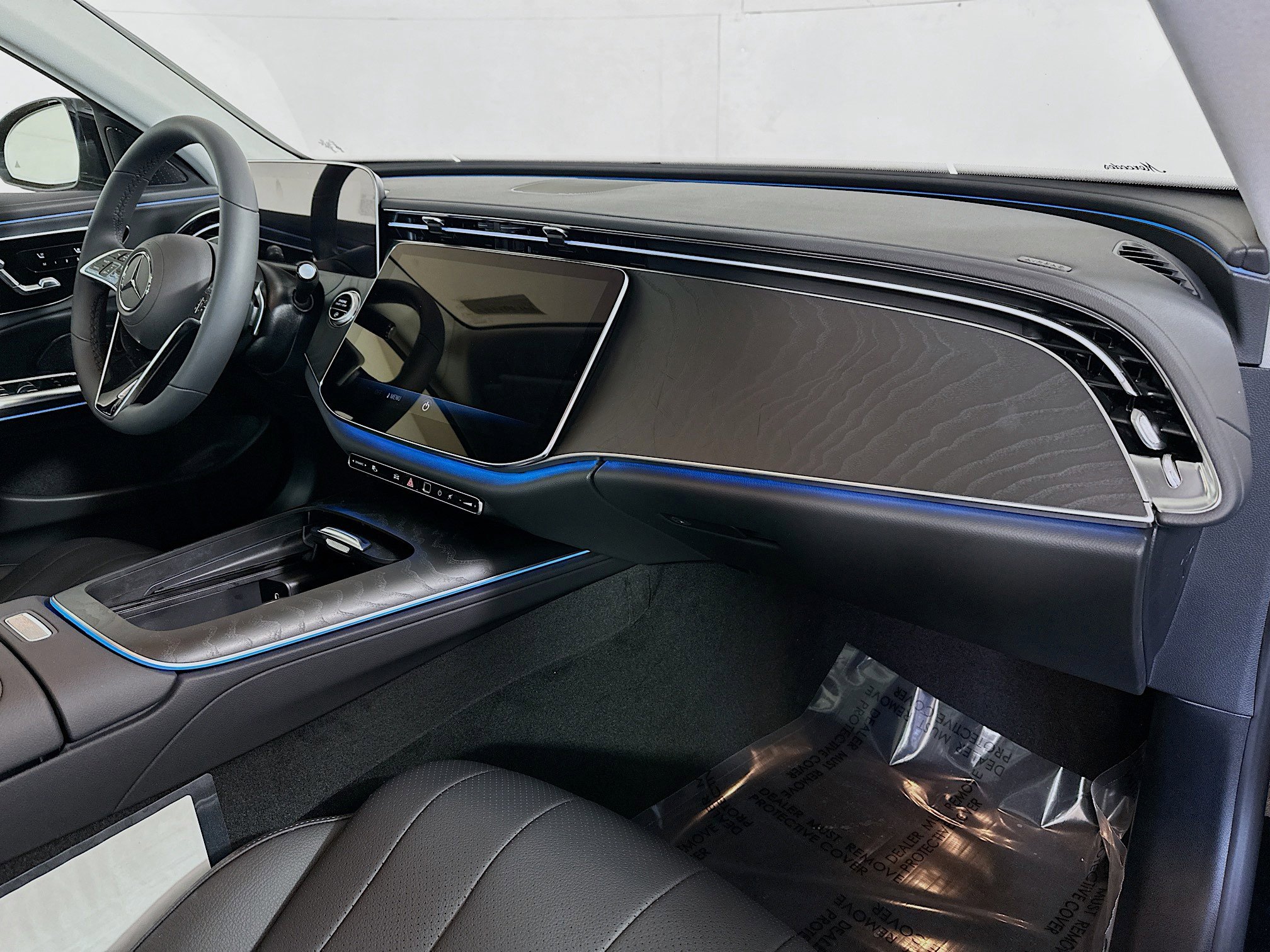 New 2025 Mercedes-Benz E 450 4MATIC Sedan image 28