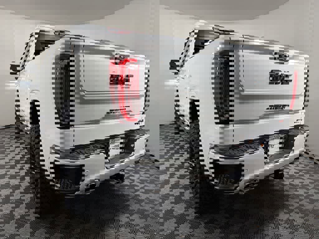 New 2026 GMC Sierra 1500 AT4 w/ AT4 Premium Package image 7