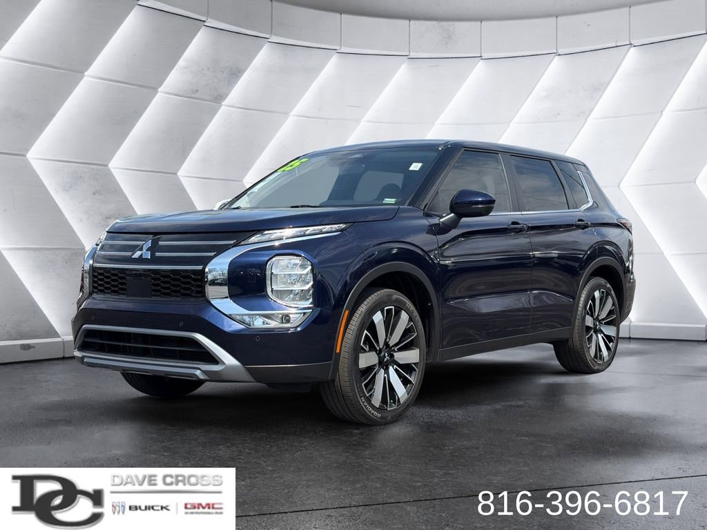 Used 2025 Mitsubishi Outlander AWD
