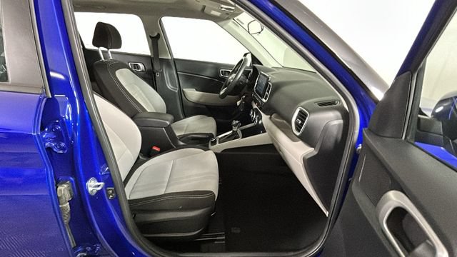 Certified 2023 Hyundai Venue SEL w/ Cargo Package FWD image 29