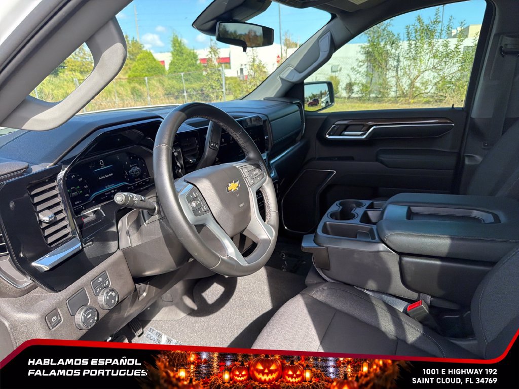 Used 2023 Chevrolet Silverado 1500 LT w/ Protection Package RWD image 17