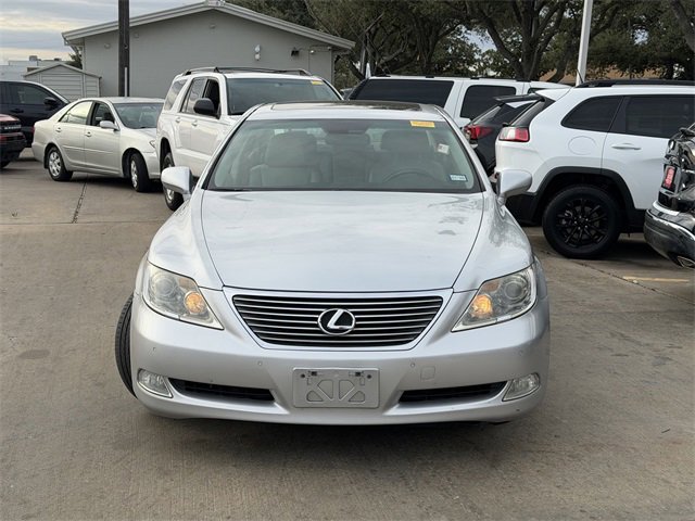 Used 2009 Lexus LS 460 AWD image 2