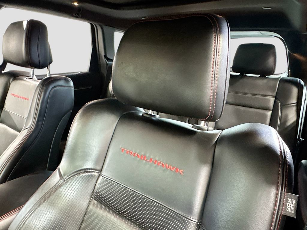 Used 2019 Jeep Grand Cherokee Trailhawk w/ Trailhawk Luxury Group AWD/4WD image 13