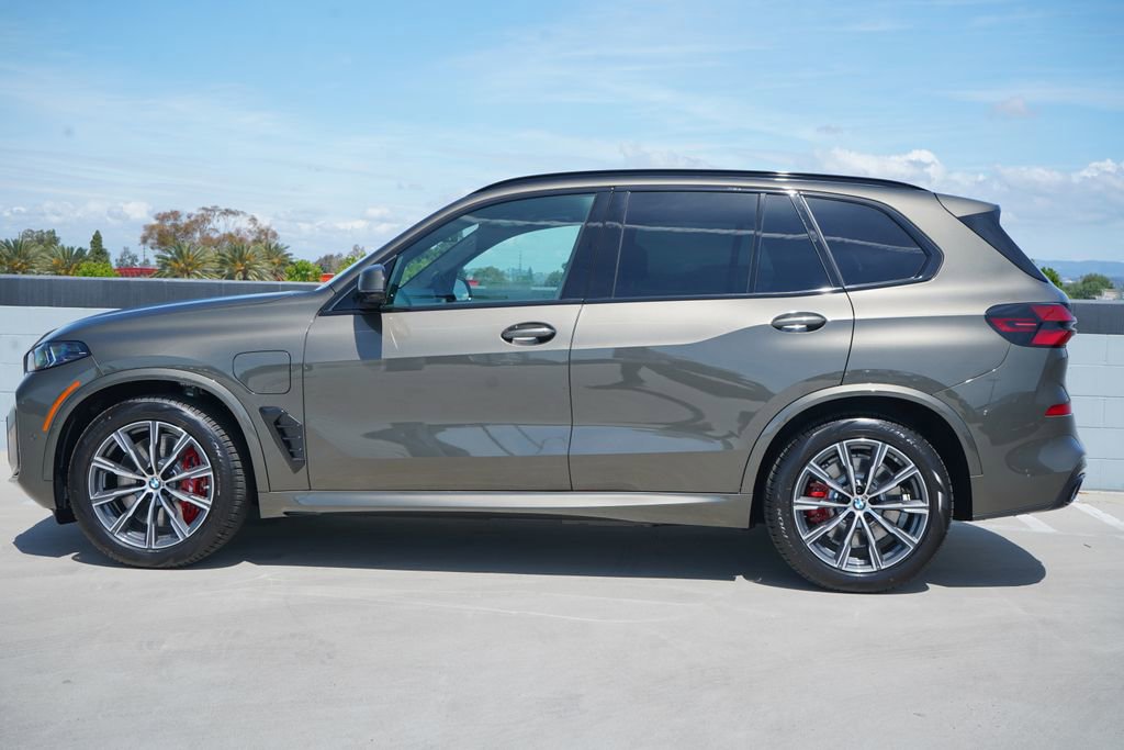 New 2026 BMW X5 xDrive50e w/ M Sport Package image 4