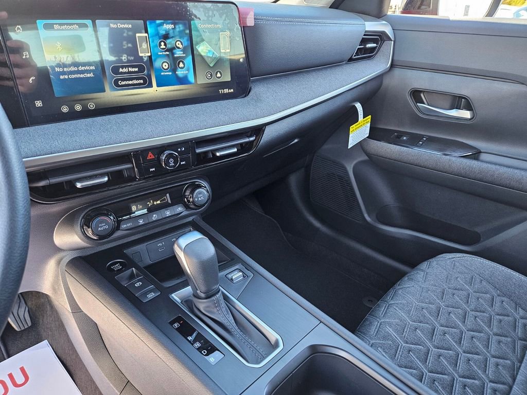 New 2026 Nissan Kicks SV image 9