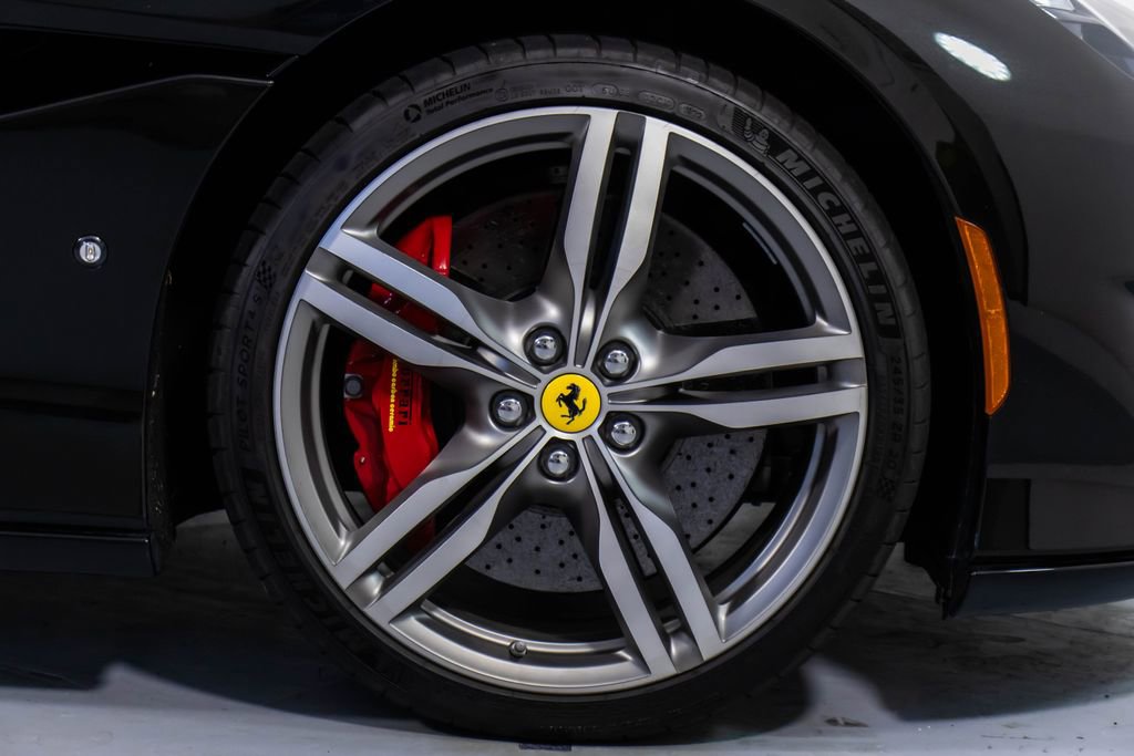 Certified 2019 Ferrari Portofino image 60