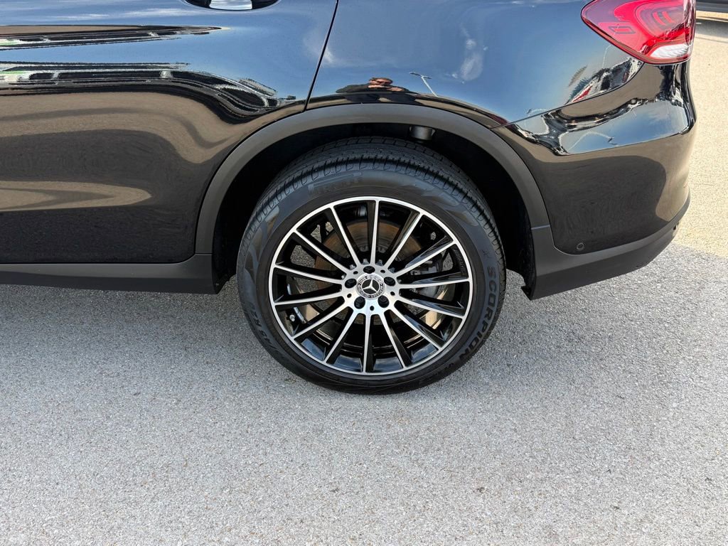 Used 2022 Mercedes-Benz GLC 300 4MATIC image 41