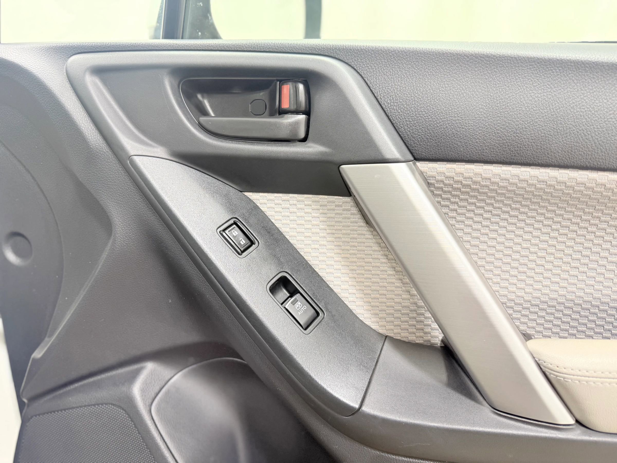 Used 2017 Subaru Forester 2.5i Premium image 27