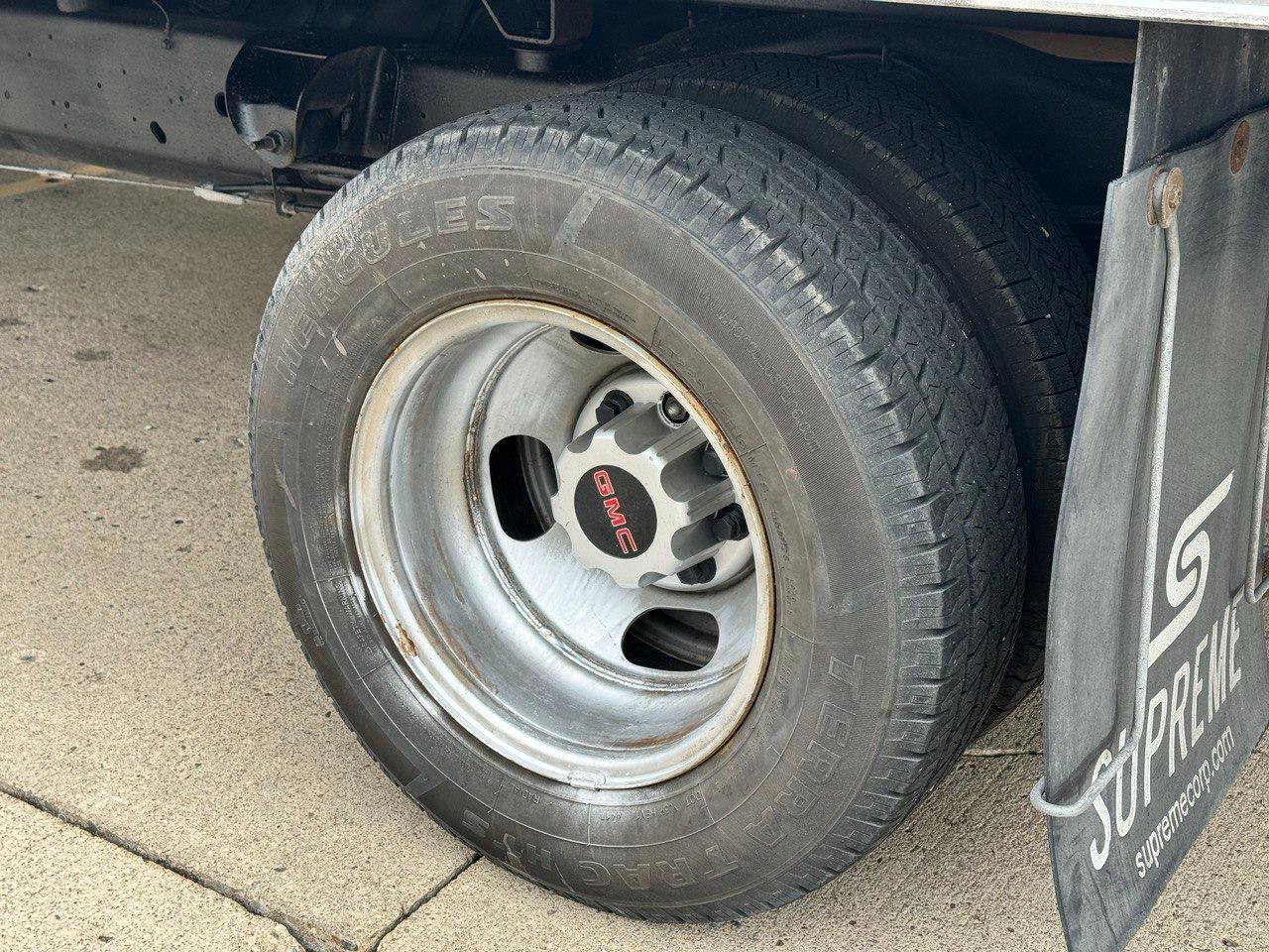 Used 2019 GMC Savana 3500 w/ Power Convenience Package RWD image 24