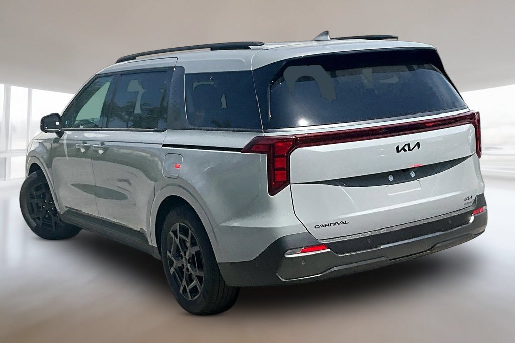 New 2027 Kia Carnival SX FWD image 3