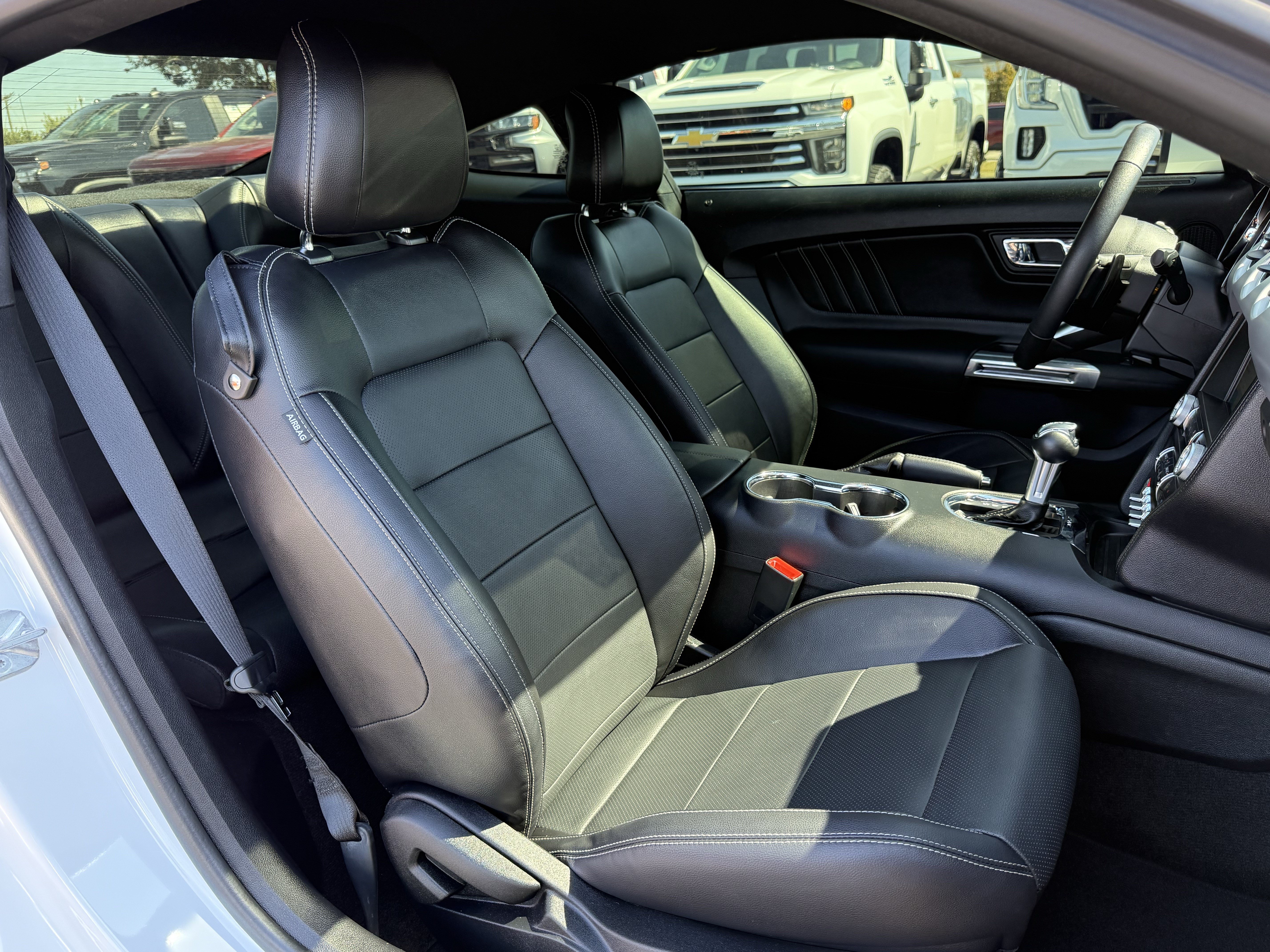 Used 2017 Ford Mustang GT Premium RWD image 35