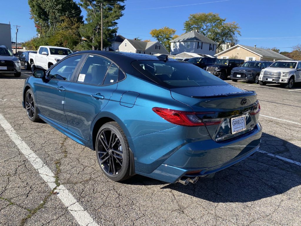 New 2026 Toyota Camry XSE w/ Premium Package AWD/4WD image 3