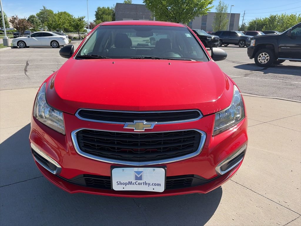 Used 2016 Chevrolet Cruze LS FWD image 3