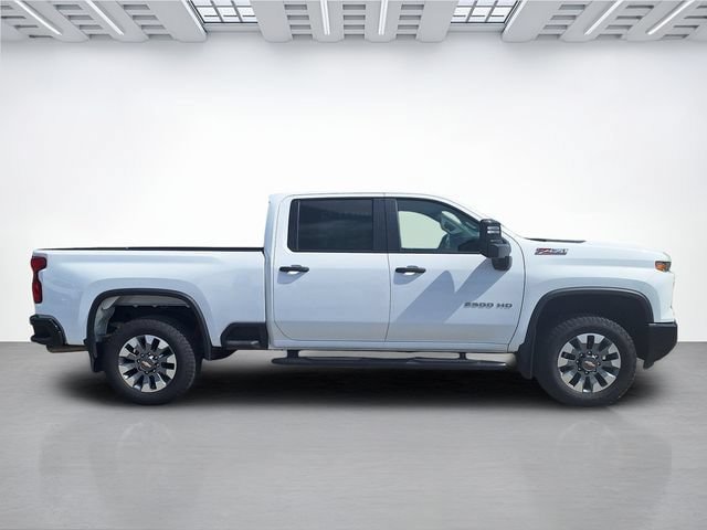 Used 2025 Chevrolet Silverado 2500 Custom w/ Custom Value Package AWD/4WD image 3