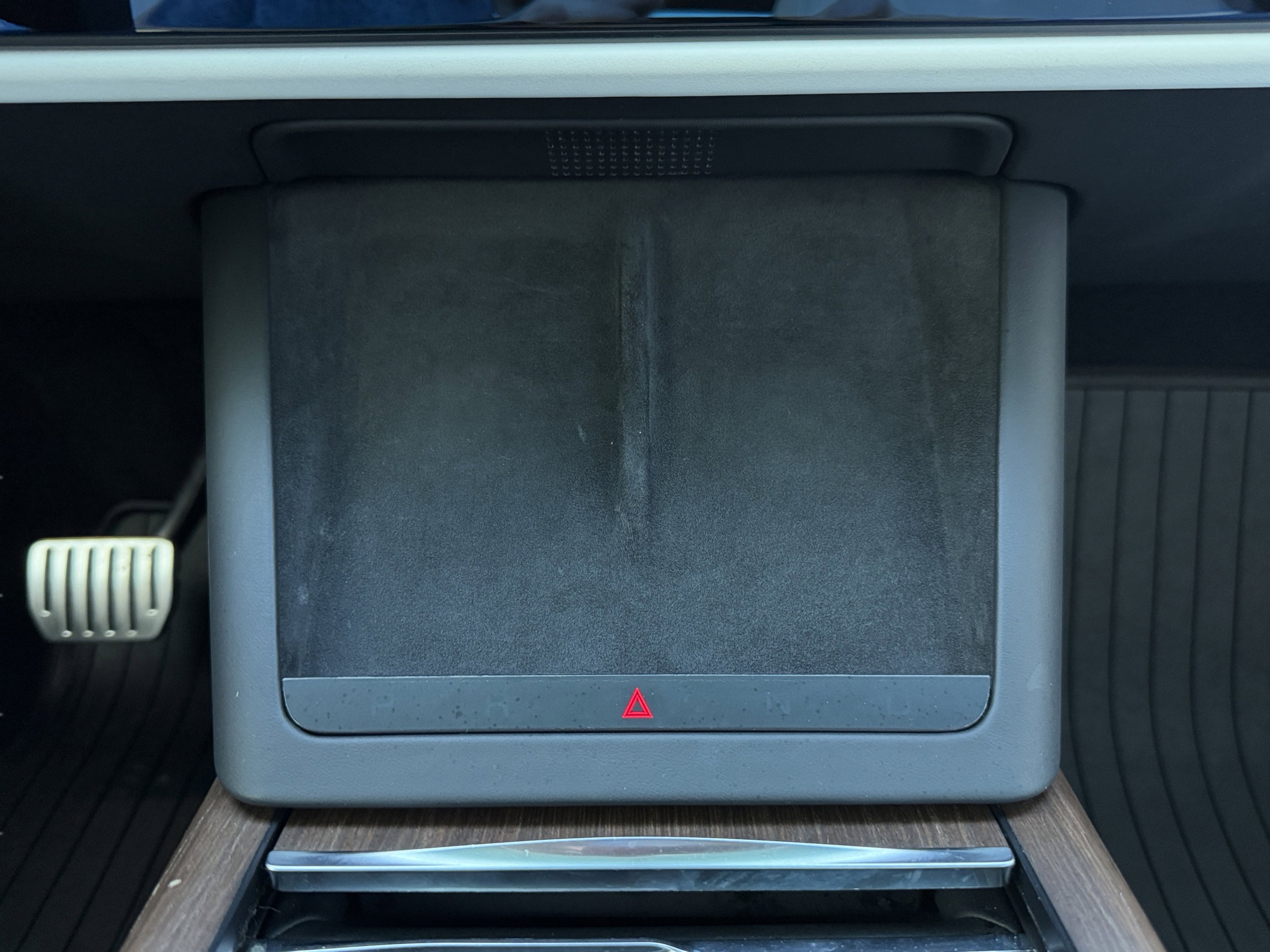 Used 2022 Tesla Model X image 82