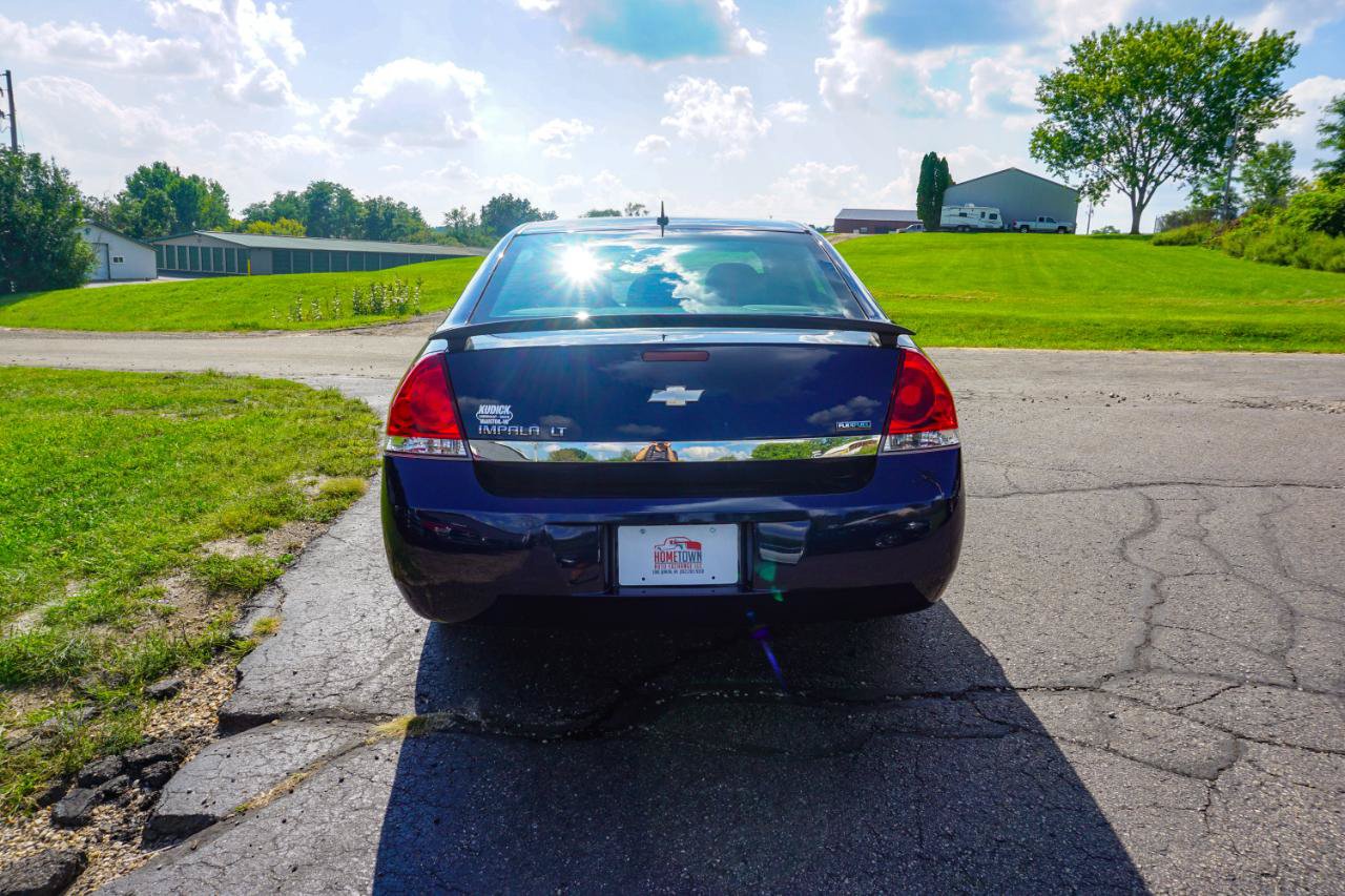 Used 2011 Chevrolet Impala LT w/ Luxury Edition Package FWD image 5