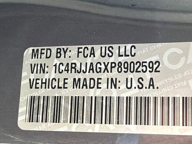 Used 2023 Jeep Grand Cherokee L Laredo RWD image 33