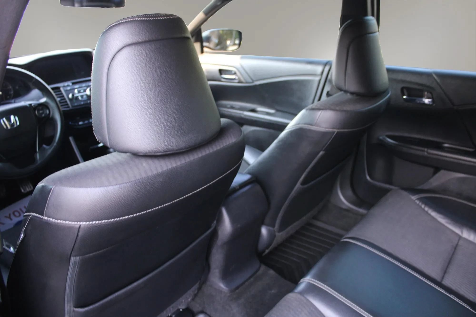 Used 2016 Honda Accord Sport image 17