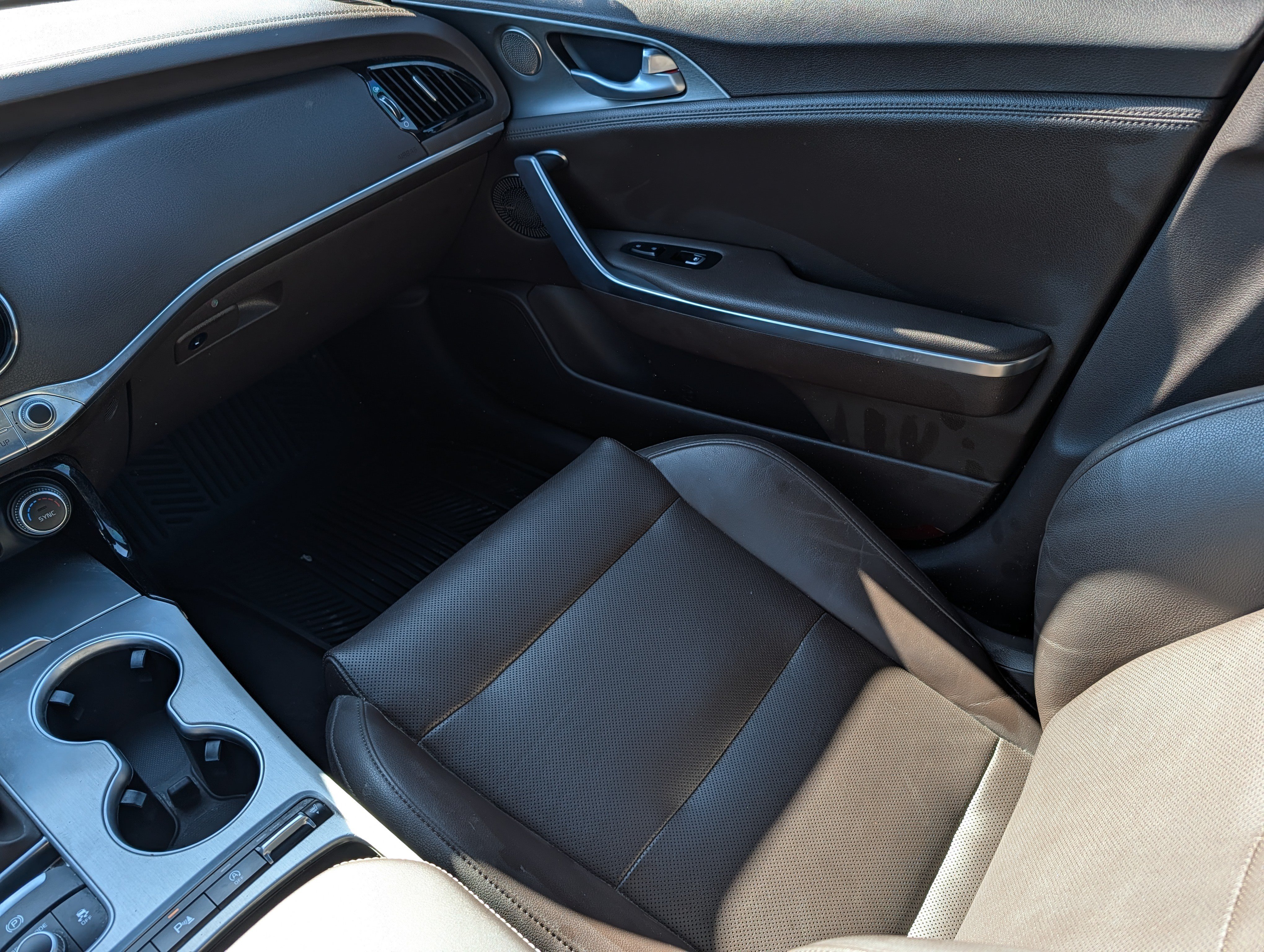 Used 2020 Kia Stinger GT AWD/4WD image 11